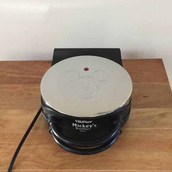Waffle Iron Villaware 5555-01 Mickey Waffle Iron - Picture 10 of 11